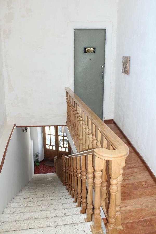 Guesthouse Medea On Pushkini 4 Kutaisi Esterno foto